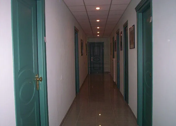 Ideale Hotel *